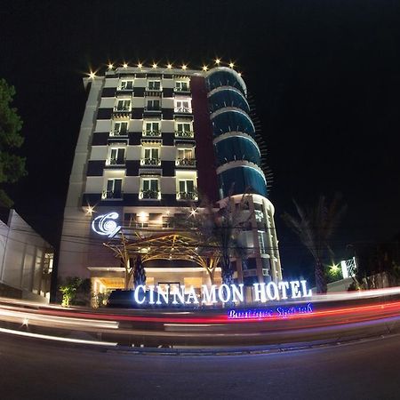 Cinnamon Hotel Boutique Syariah Tutugan Экстерьер фото