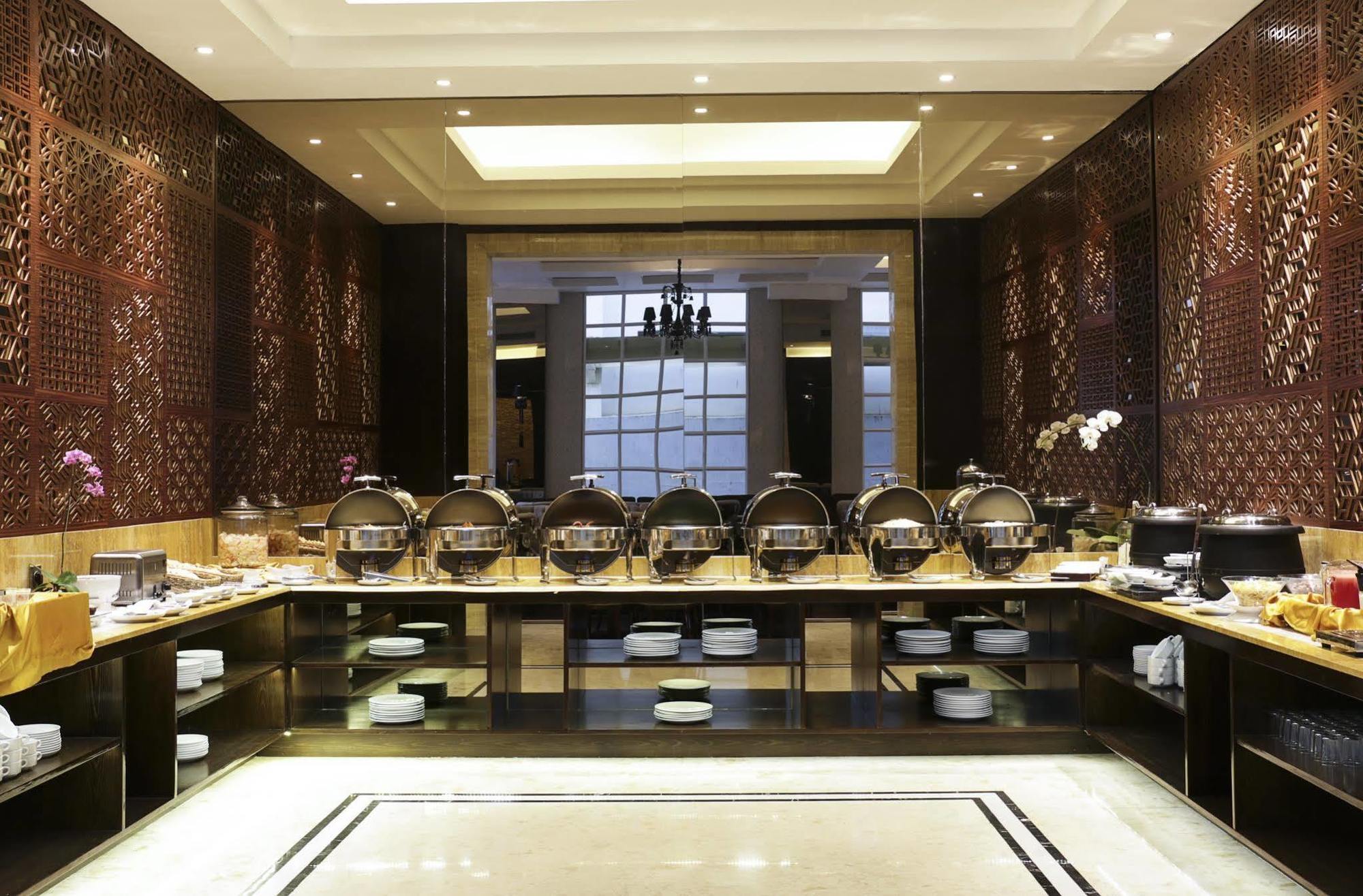 Cinnamon Hotel Boutique Syariah Tutugan Экстерьер фото